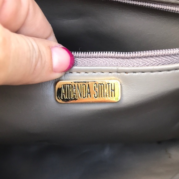 ⭐️Amanda Smith gray clutch - Picture 5 of 5